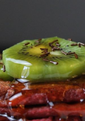 Foto principal de 😉 Pancakes veganos de avena y remolacha - 👉 Desayunos veganos saludables