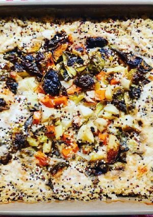 Foto di Quinoa pilaf con verdure invernali