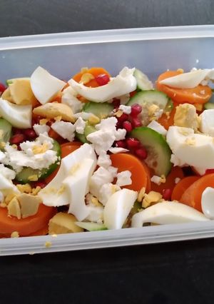 A picture of Simple pomegranate salad.
