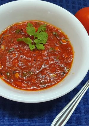 A picture of Mexican Charred Tomato Garlic Salsa.