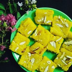 A picture of Poha burfi.