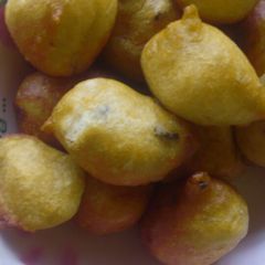 A picture of Pufpuf wt coconut n dry fruit.