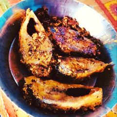 A picture of Bhapa Sorshe Ilish(Steamed Hilsa Fish in Mustard gravy).