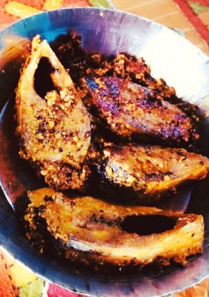 A picture of Bhapa Sorshe Ilish(Steamed Hilsa Fish in Mustard gravy).