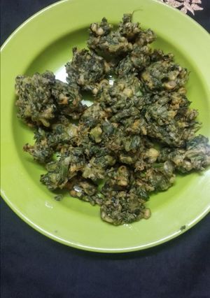કુંભણીયા ભજીયા (Kumbhaniya Bhajiya Recipe In Gujarati) રેસીપી મુખ્ય ફોટો