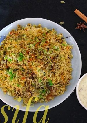 A picture of Puneri Biryani.