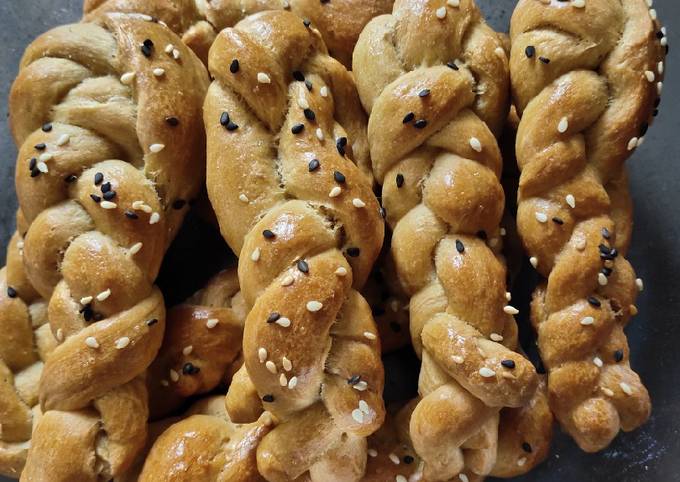 Steps to Prepare Quick Braided Bread