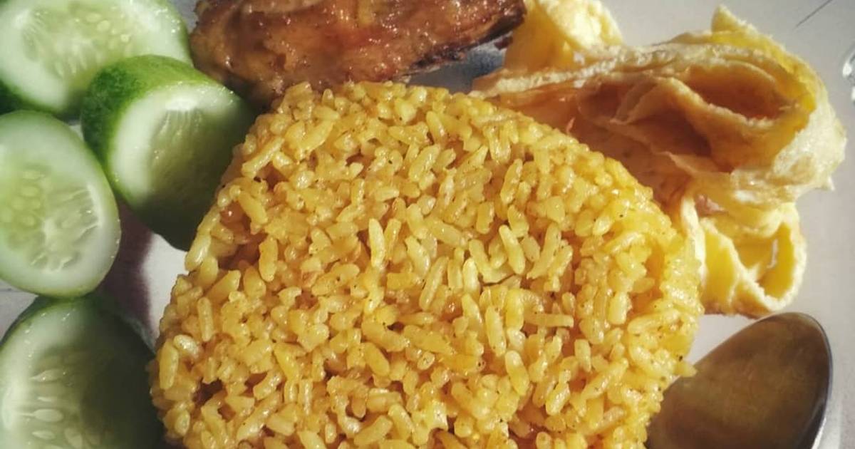 Resep Nasi Kebuli Magicom oleh Maryam Shalihatunnisa - Cookpad