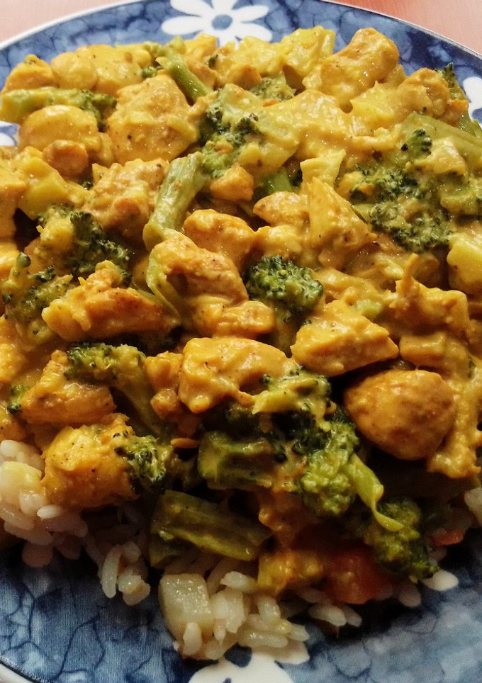 Una foto de Pollo con curry
