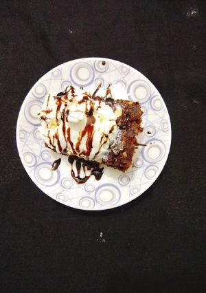 A picture of Sizzling hot bournbourn biscuits brownie.