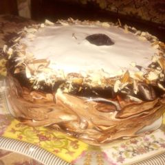Vanilla cream cake A picture of Vanilla cream cake.