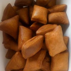 A picture of Mandazi.