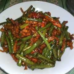 รูปของ Oseng tempe n kacang panjang