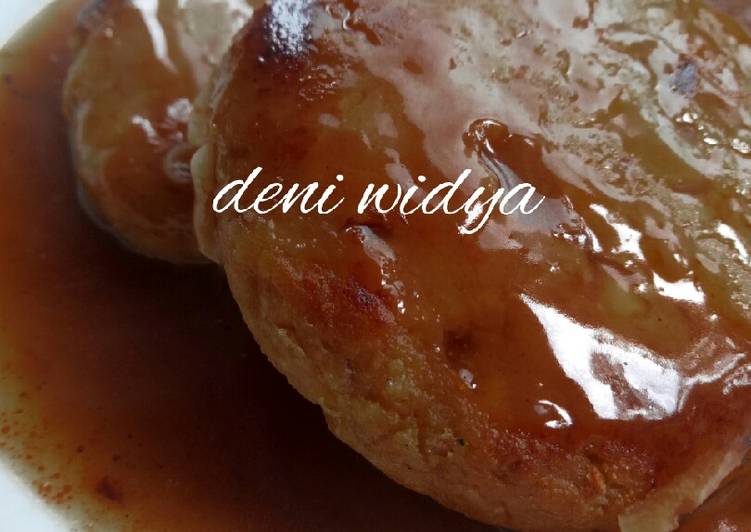 Steak Tempe Saus Lada Hitam (Black Pepper Sauce)