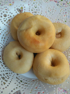 A picture of No sugar doughnuts.
