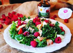 Foto principal de Ensalada diet de col kale, frambuesas y queso fresco