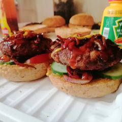 A picture of Beef burger.