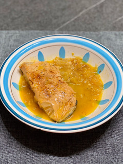Una foto de Salmón a la naranja