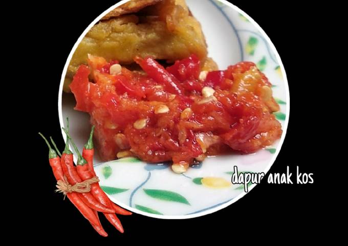 Bagaimana cara memasak Sambal Bawang sajian Lebaran yang lezat