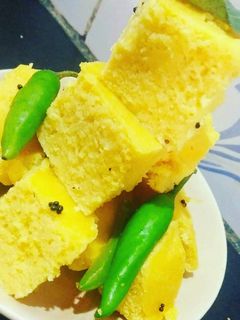 बेसन ढोकला(Besan Dhokla recipe in hindi) रेसिपी मुख्य फोटो
