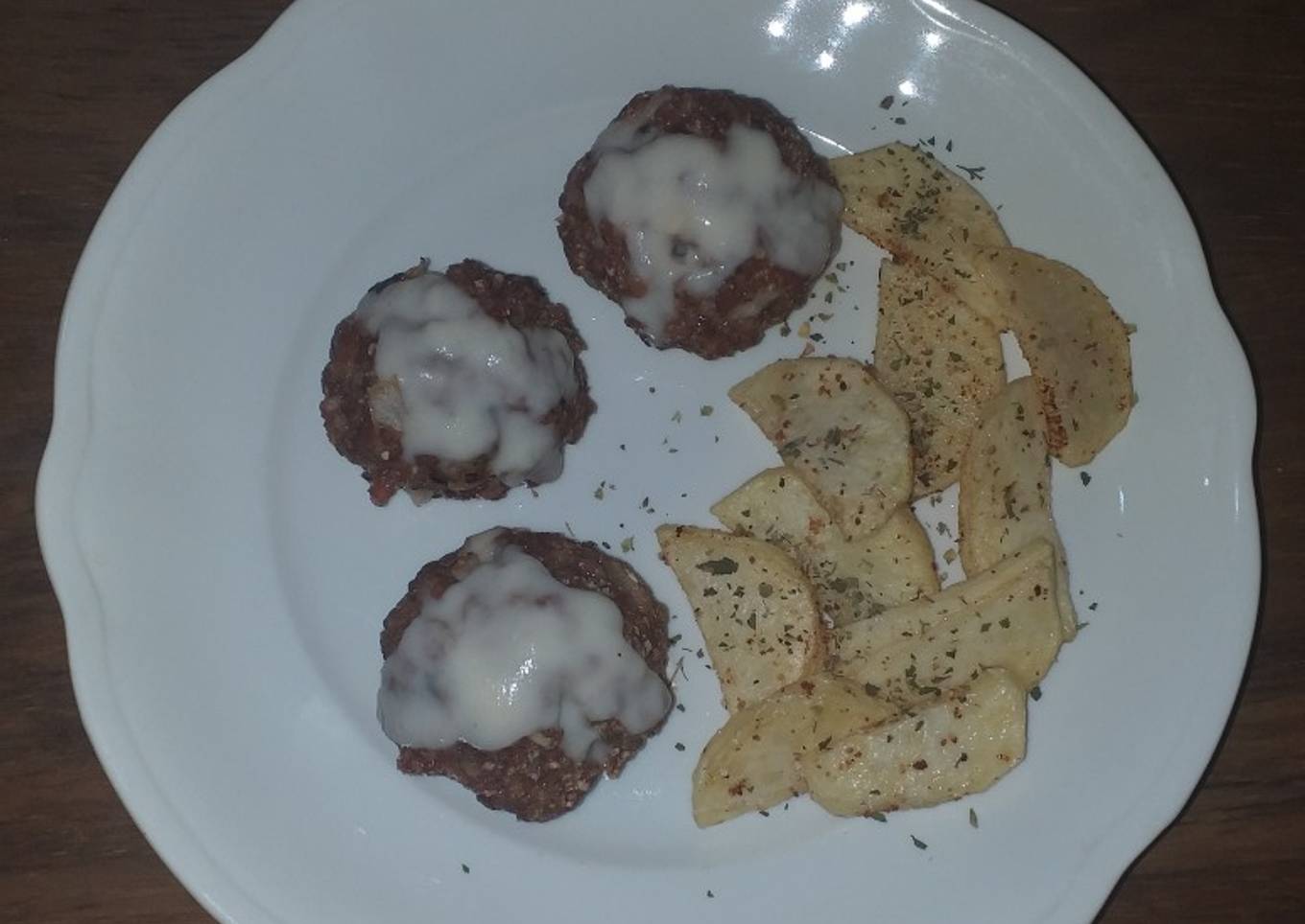 Albóndigas rellenas de queso