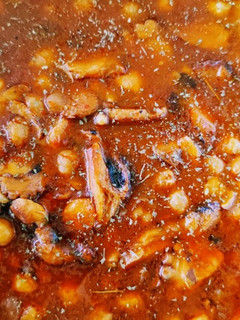Una foto de Garbanzos con pulpo