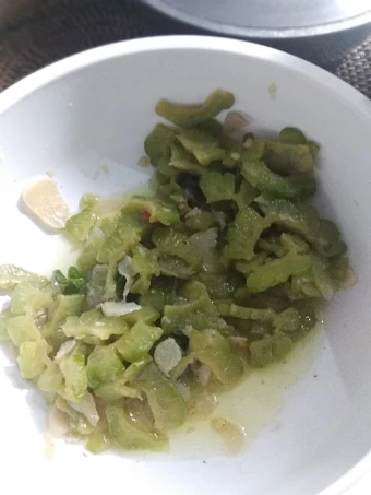 Langkah Gampang Menyiapkan Resep  Tumis pare gak pake pahit yang Enak, Lezat Sekali