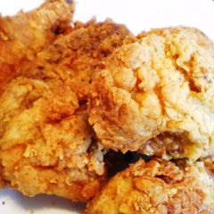 A picture of Fried Chicken.