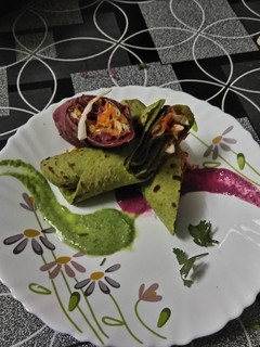 A picture of Spinach roll.
