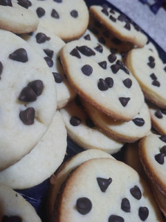 Una foto de Galletas con chispas de chocolate 🍪