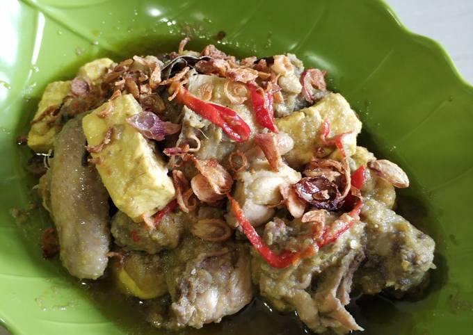 Ayam rica abang ijo kuning