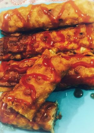 عکسی از دستور سمبوسه رولی پیتزایی تند 😋😋😋👌