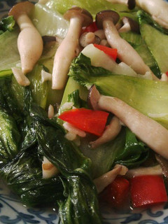 Foto resep Tumis bokcoy jamur dan bawang putih