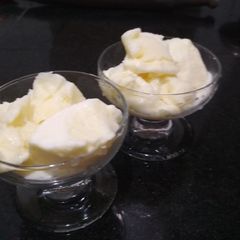 A picture of Vanilla Ice Cream.