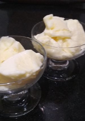 A picture of Vanilla Ice Cream.