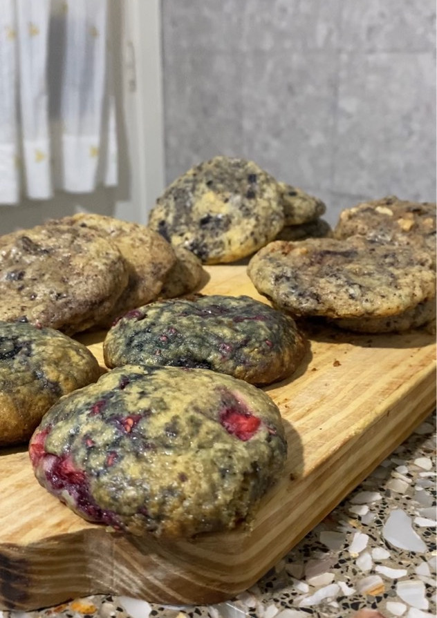 Una foto de Crumbl cookies (galletas de manteca)