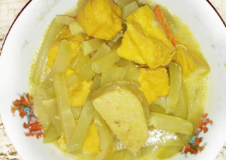 Labu siam + tahu kuah kuning