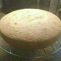 A picture of Bizcochuelo de Vainilla fácil 🎂.