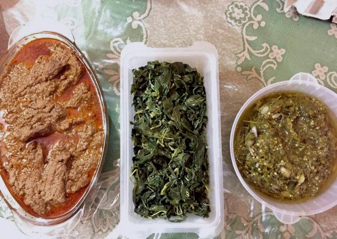 Rendang + daun singkong + sambal cabe ijo