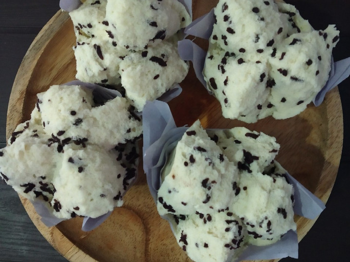 Ini dia! Cara  memasak Bolu Kukus Mekar Air Kelapa yang enak