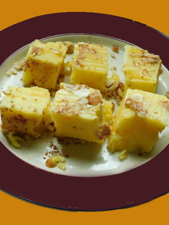 A picture of Pineapple HALWA.