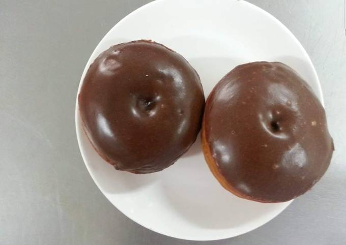 How to Prepare Speedy Baked Chocolate Doughnuts