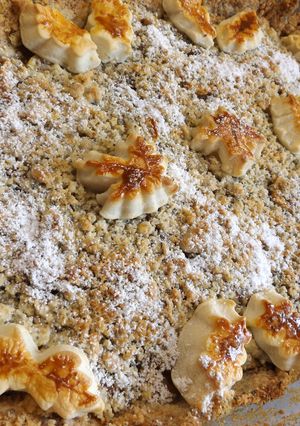 Foto principal de Pastel de manzanas con streusel de semillas de amapola