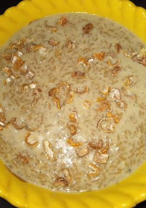 गुड़ की खीर(Gud ki kheer recipe in Hindi) रेसिपी मुख्य फोटो