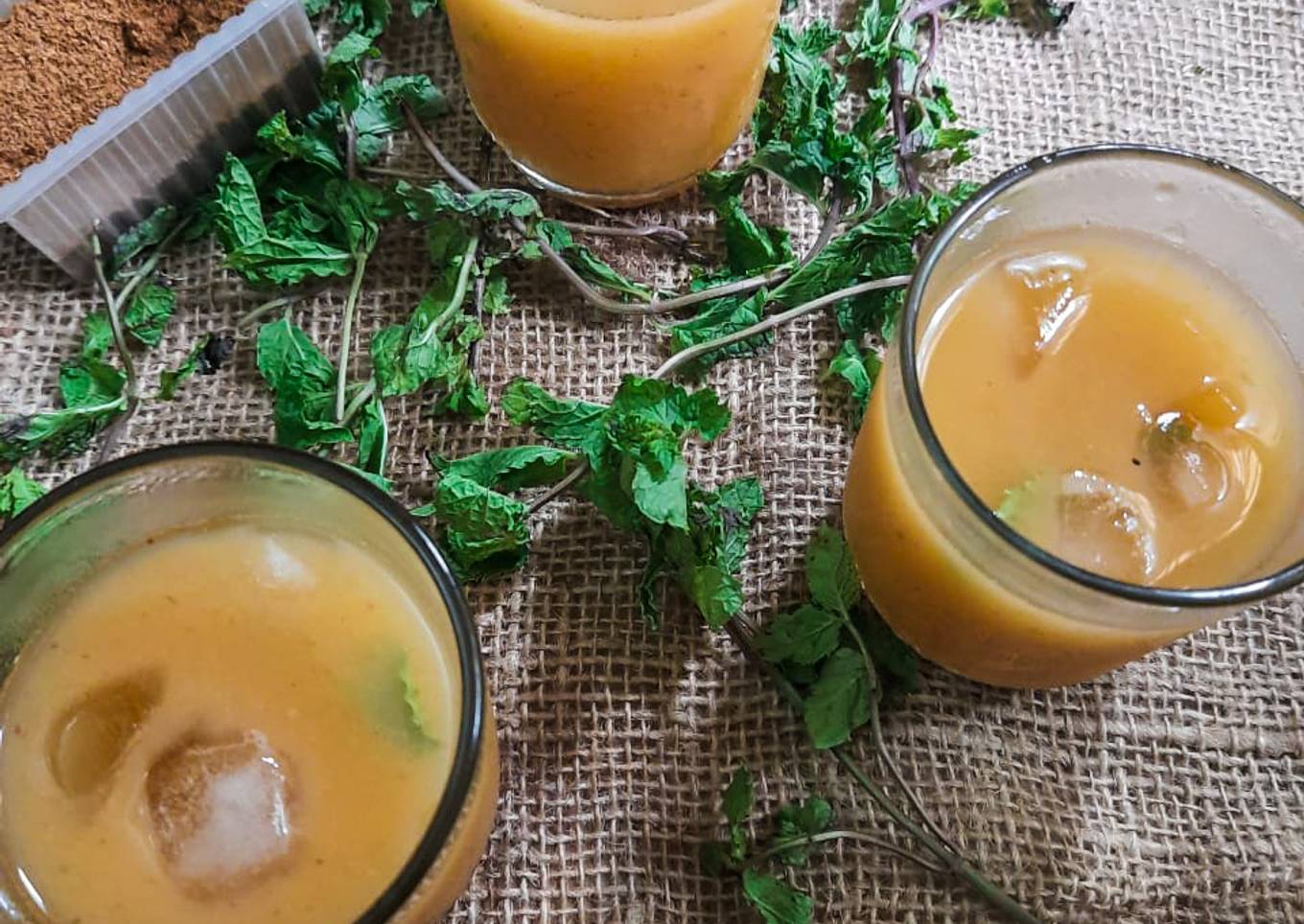 Raw mango juice or aam panna