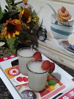 लीची जूस (lichi juice recipe in hindi) रेसिपी मुख्य फोटो