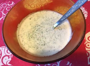 Une photo de Sauce au fromage blanc,persil,ciboulette et citron