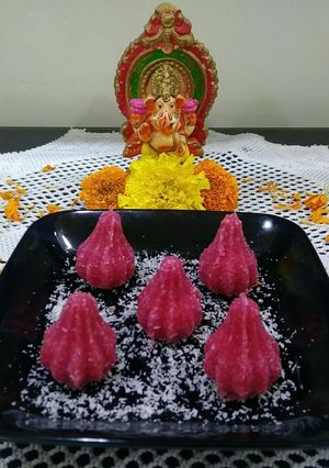A picture of Creamy Rosy Bread Modak.