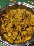 Sot l’y laisse aux girolles,oignon de roscoff et crème de curcuma