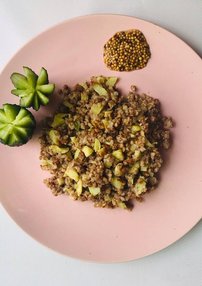 Гречневая каша с кабачками